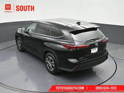 2020 Toyota Highlander Hybrid XLE