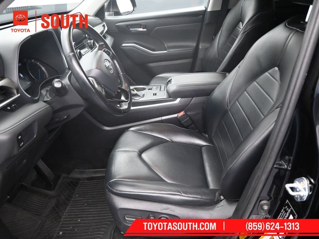 2020 Toyota Highlander Hybrid XLE