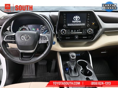 2022 Toyota Highlander Hybrid XLE