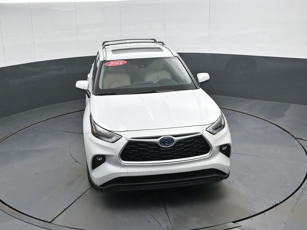 2022 Toyota Highlander Hybrid XLE