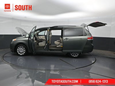 2014 Toyota Sienna LE 7 Passenger