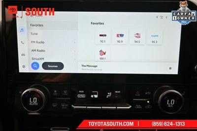 2024 Toyota Highlander Hybrid XLE