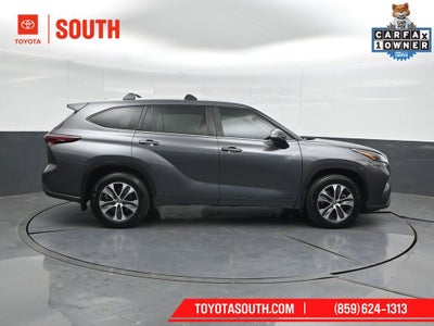 2024 Toyota Highlander Hybrid XLE