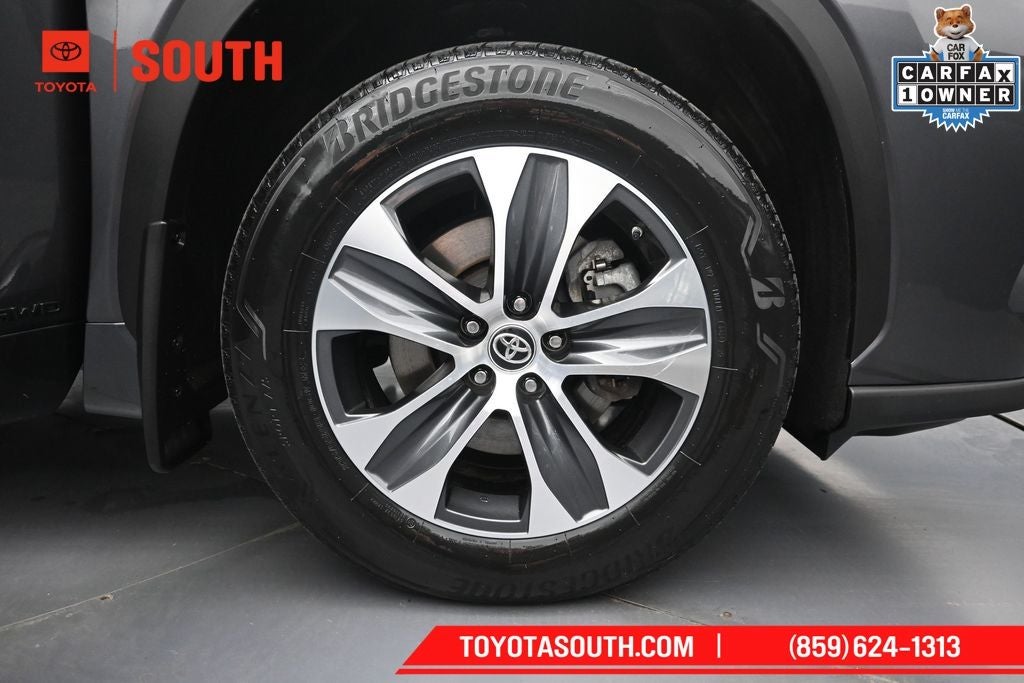 2024 Toyota Highlander Hybrid XLE