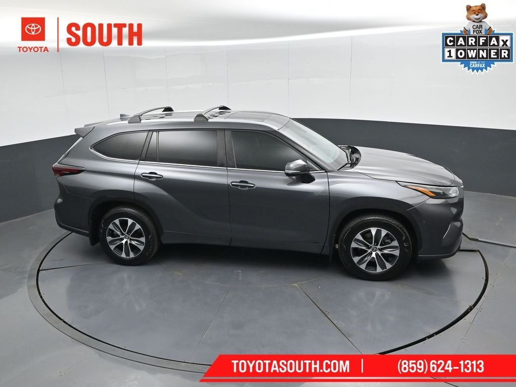 2024 Toyota Highlander Hybrid XLE