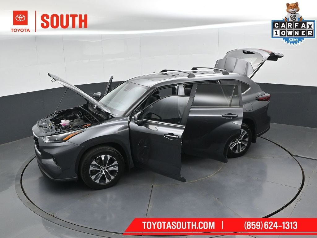 2024 Toyota Highlander Hybrid XLE