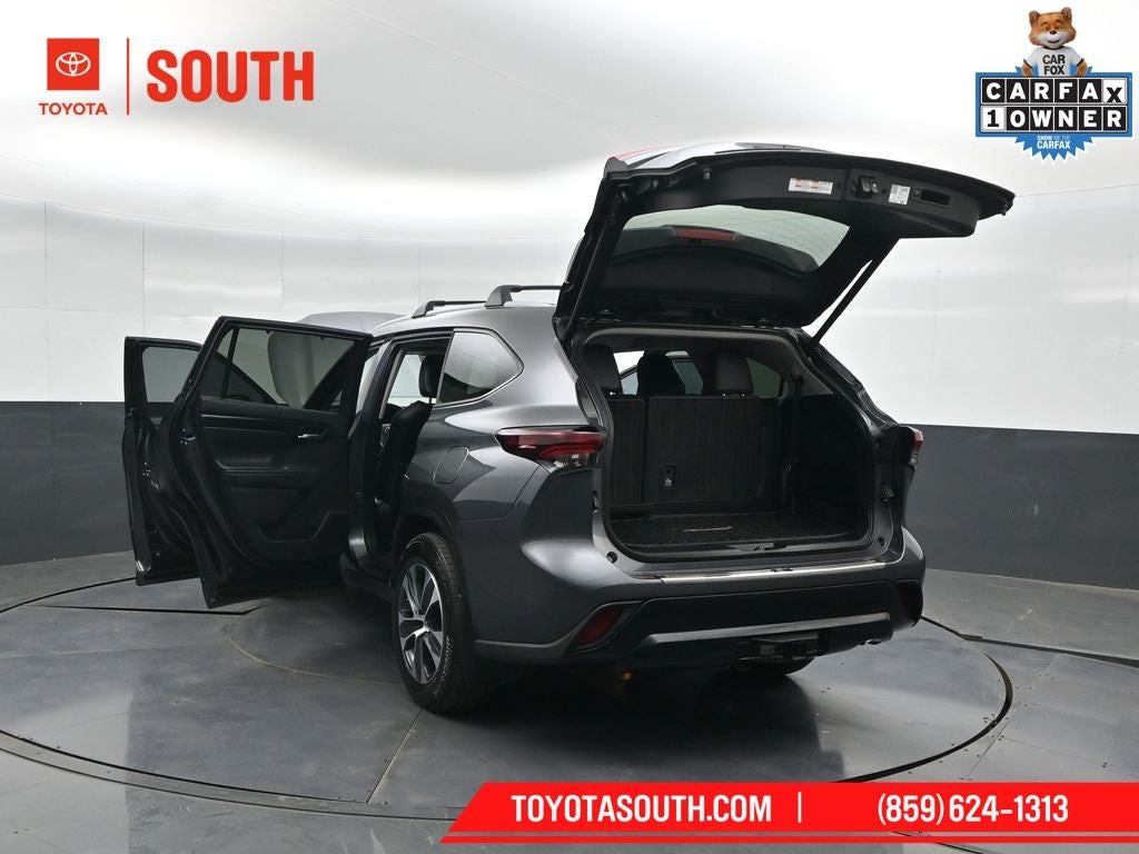 2024 Toyota Highlander Hybrid XLE