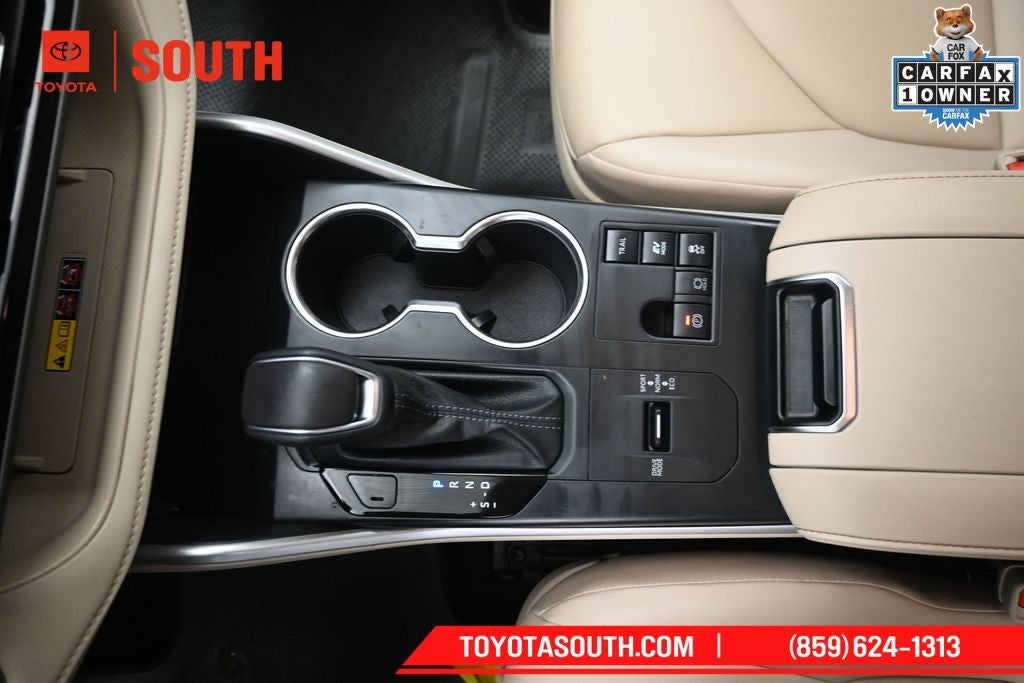 2025 Toyota Highlander Hybrid XLE