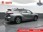 2025 Toyota Highlander Hybrid XLE