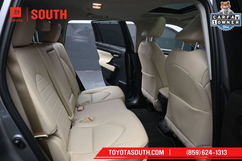 2025 Toyota Highlander Hybrid XLE