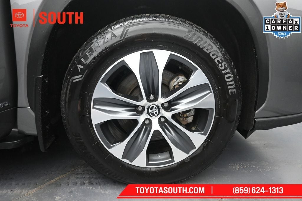 2025 Toyota Highlander Hybrid XLE