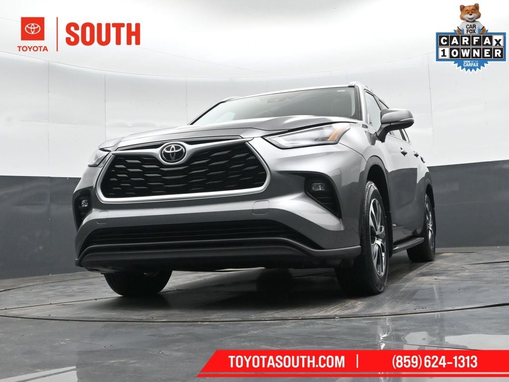 2025 Toyota Highlander Hybrid XLE