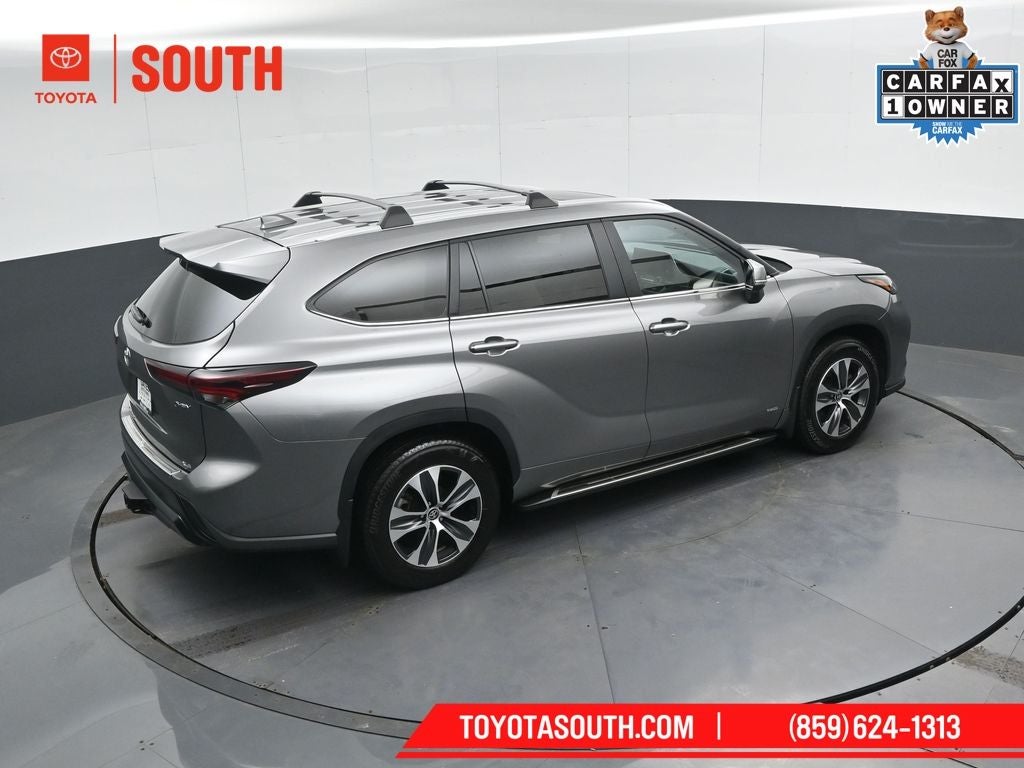 2025 Toyota Highlander Hybrid XLE