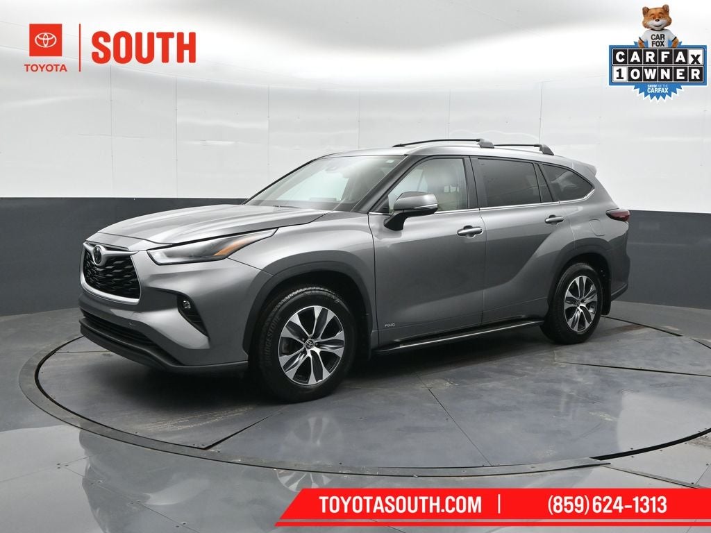 2025 Toyota Highlander Hybrid XLE