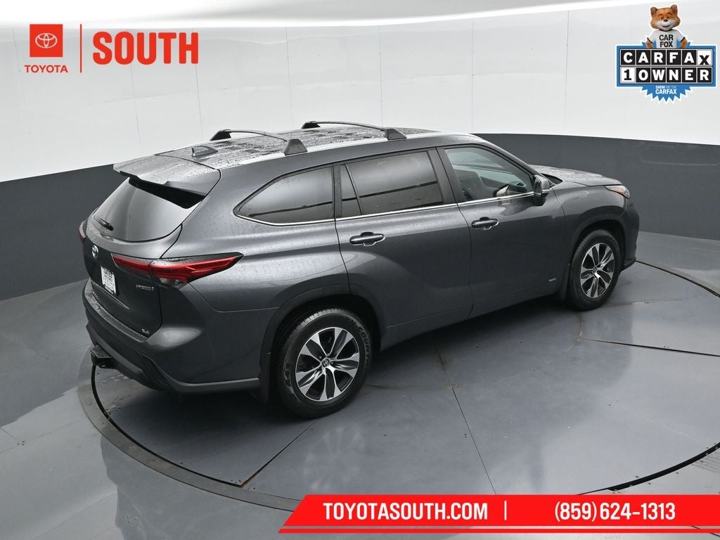 2023 Toyota Highlander Hybrid XLE