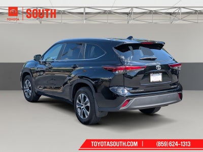 2025 Toyota Highlander XLE