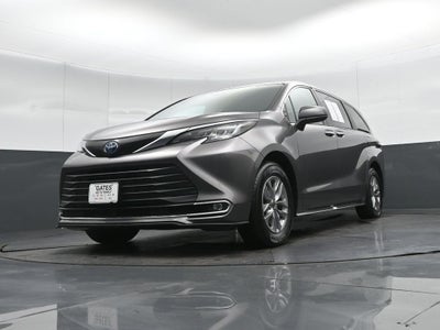2023 Toyota Sienna XLE 7 Passenger