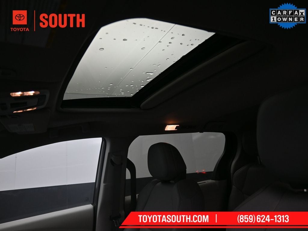 2023 Toyota Sienna XLE 7 Passenger