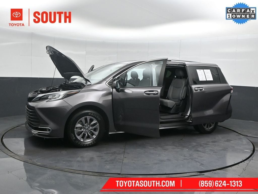 2023 Toyota Sienna XLE 7 Passenger
