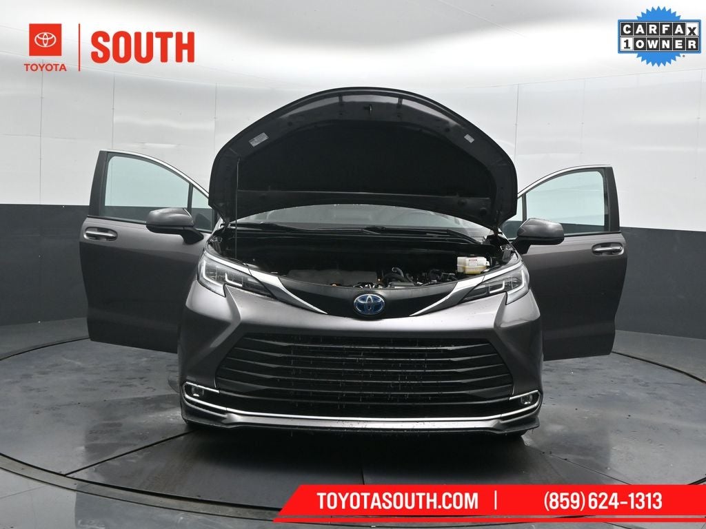 2023 Toyota Sienna XLE 7 Passenger