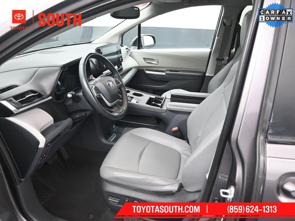 2023 Toyota Sienna XLE 7 Passenger