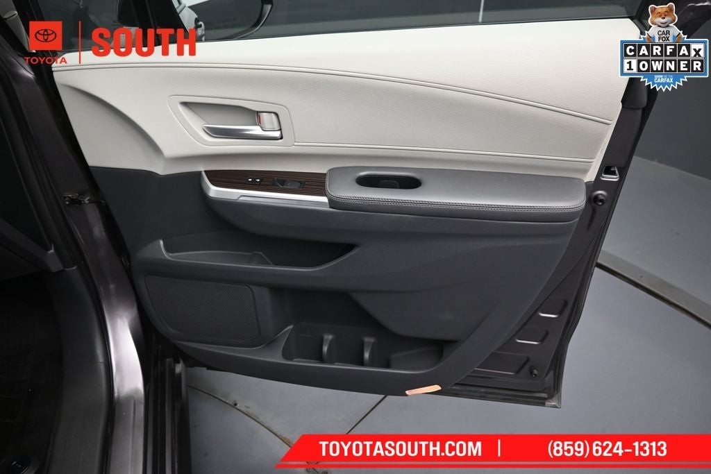 2021 Toyota Sienna XLE 7 Passenger