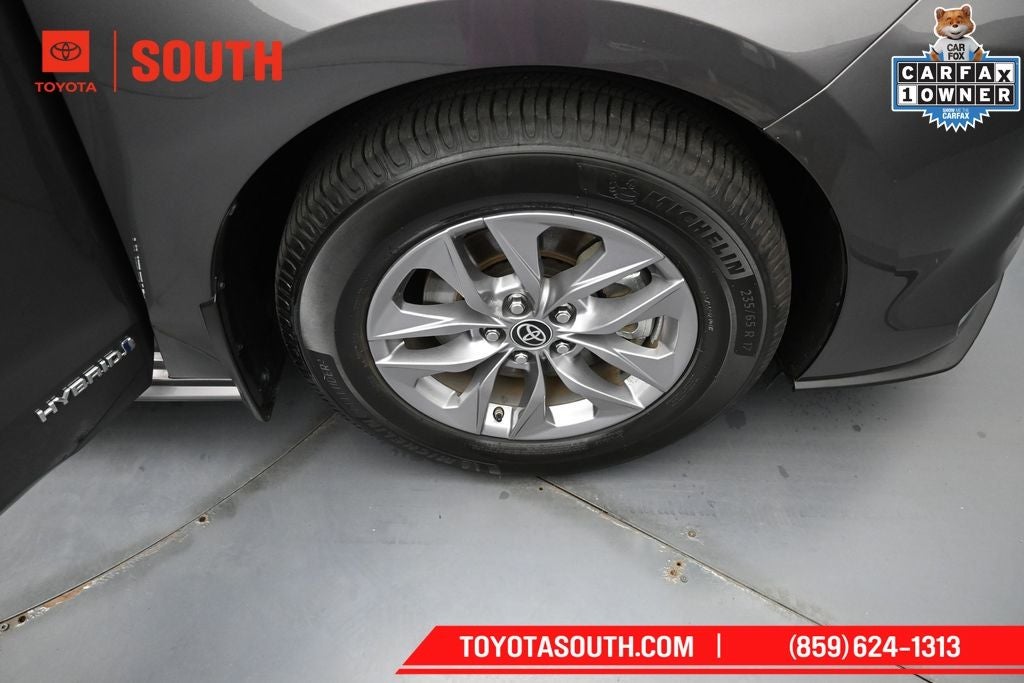 2021 Toyota Sienna XLE 7 Passenger