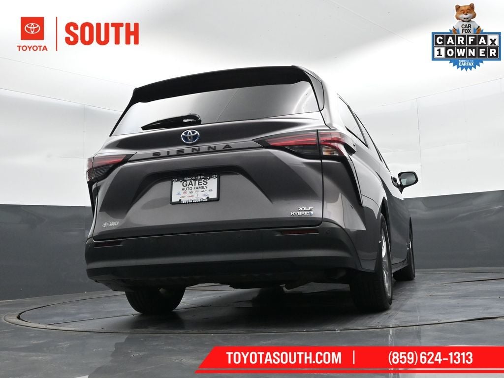 2021 Toyota Sienna XLE 7 Passenger