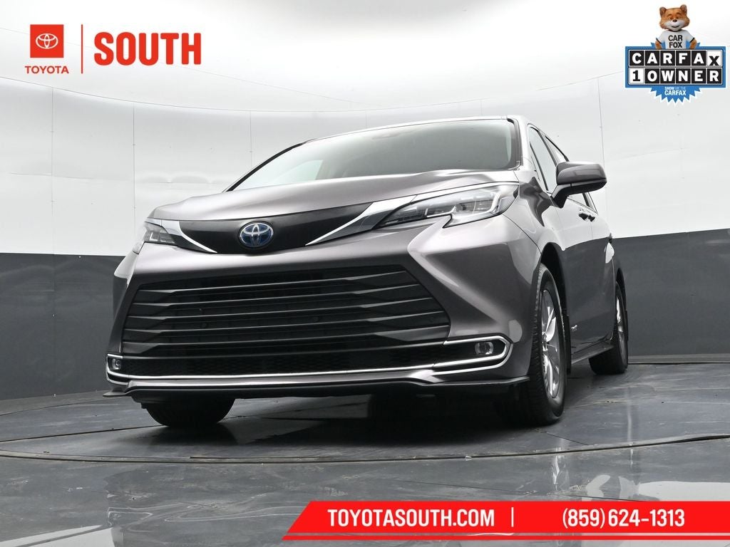 2021 Toyota Sienna XLE 7 Passenger
