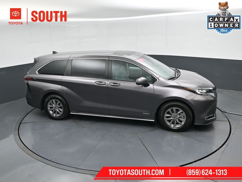 2021 Toyota Sienna XLE 7 Passenger
