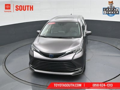 2021 Toyota Sienna XLE 7 Passenger