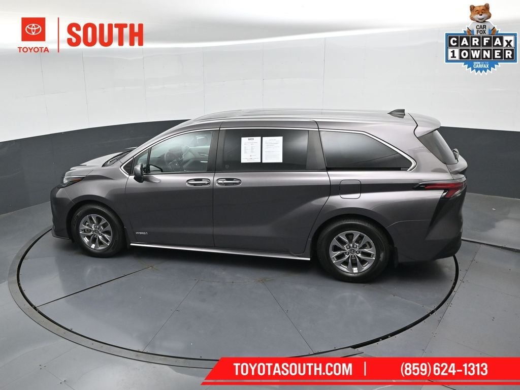2021 Toyota Sienna XLE 7 Passenger