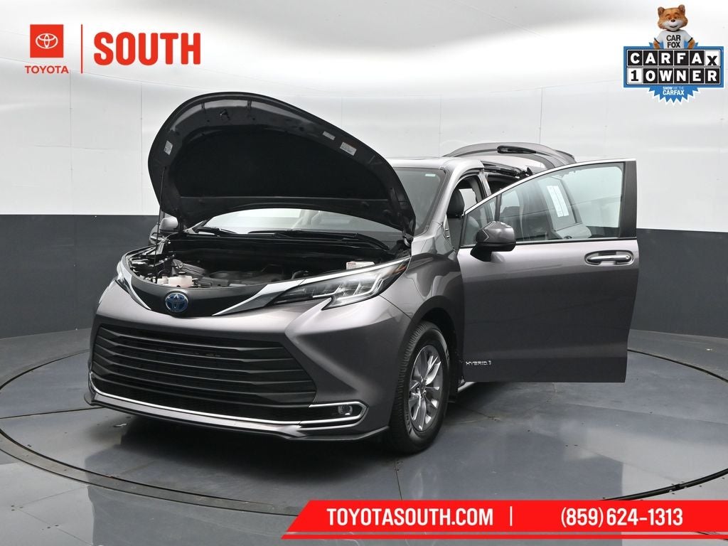 2021 Toyota Sienna XLE 7 Passenger