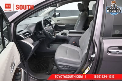 2021 Toyota Sienna XLE 7 Passenger