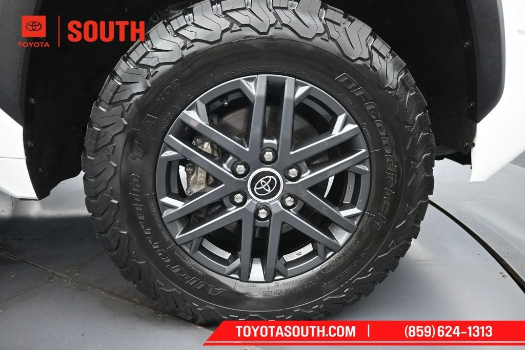 2023 Toyota Tundra SR5