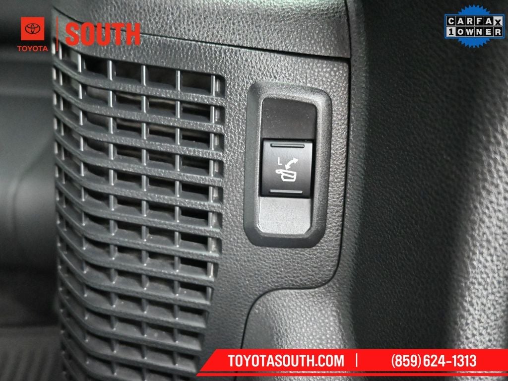 2023 Toyota Sequoia SR5