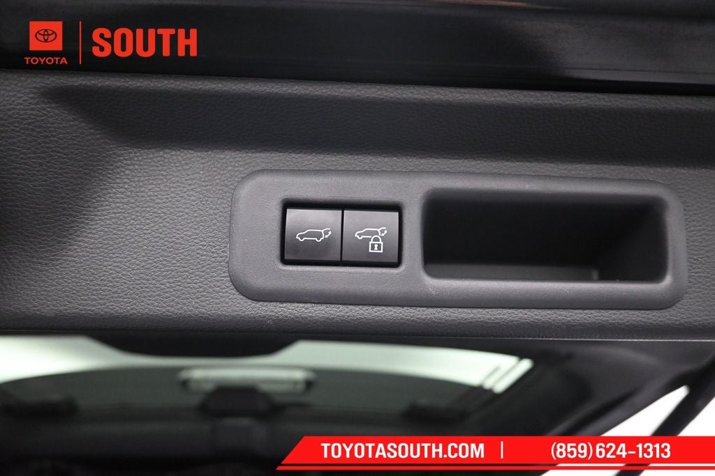 2024 Toyota Sequoia Capstone