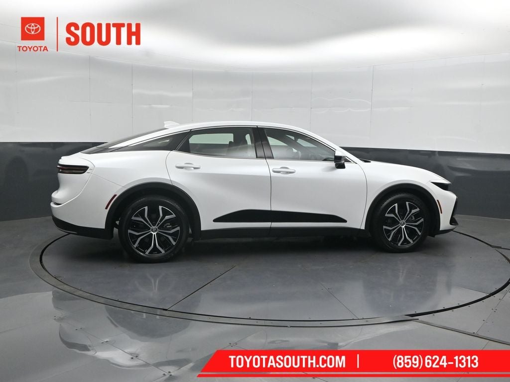 2024 Toyota Crown XLE