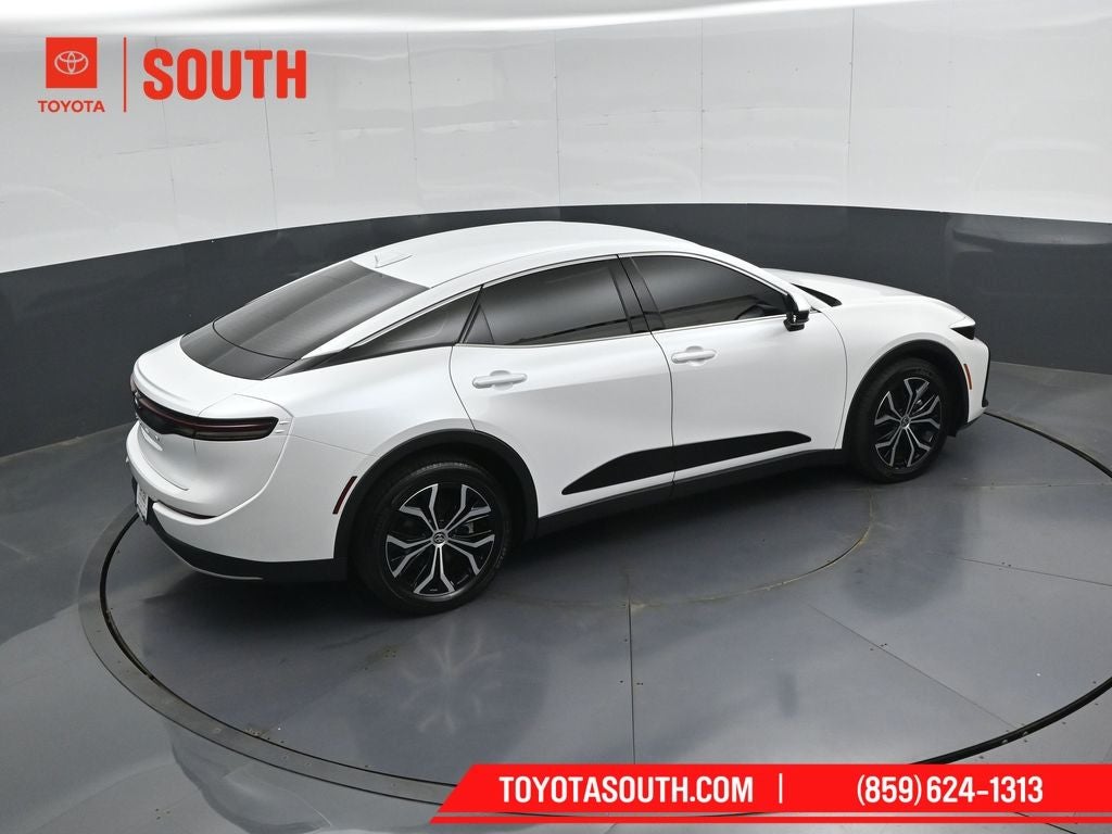 2024 Toyota Crown XLE