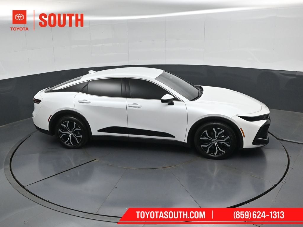 2024 Toyota Crown XLE
