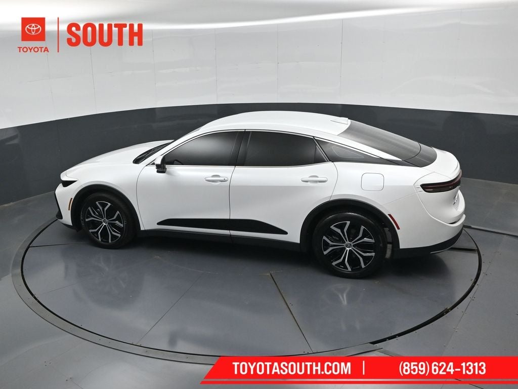 2024 Toyota Crown XLE