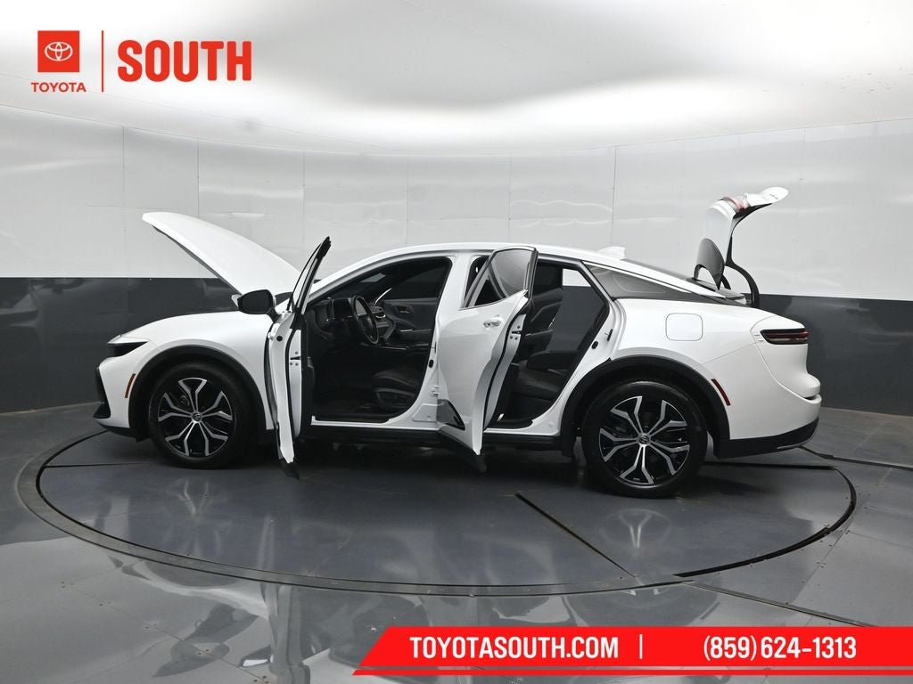 2024 Toyota Crown XLE