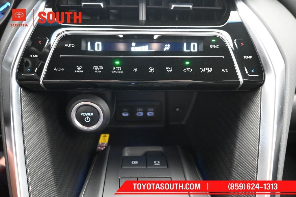 2023 Toyota Venza XLE