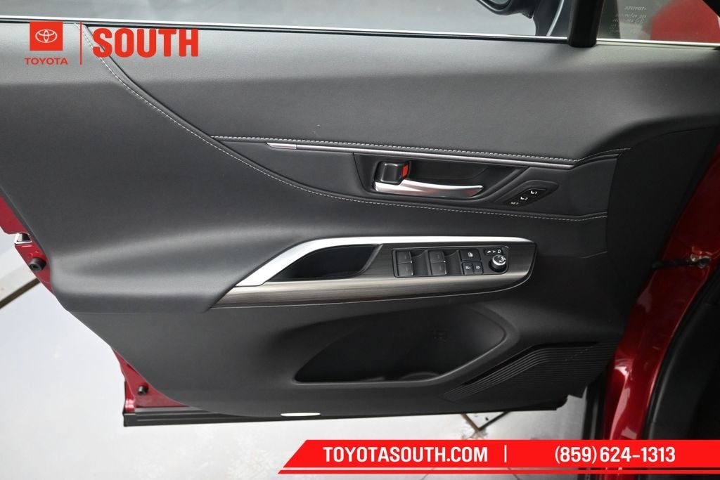 2023 Toyota Venza XLE