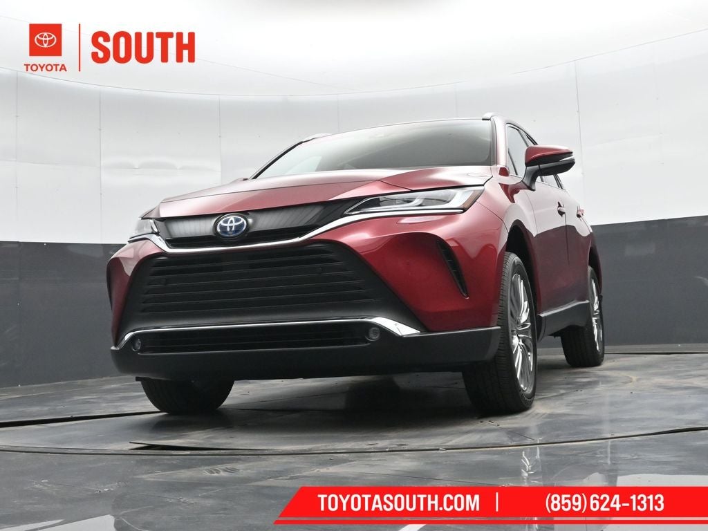 2023 Toyota Venza XLE