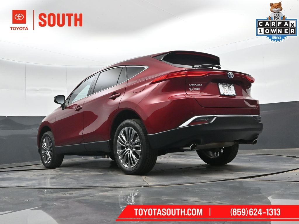 2023 Toyota Venza XLE