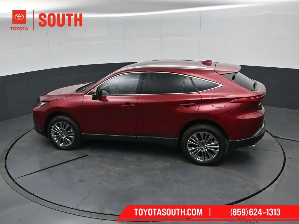 2023 Toyota Venza XLE
