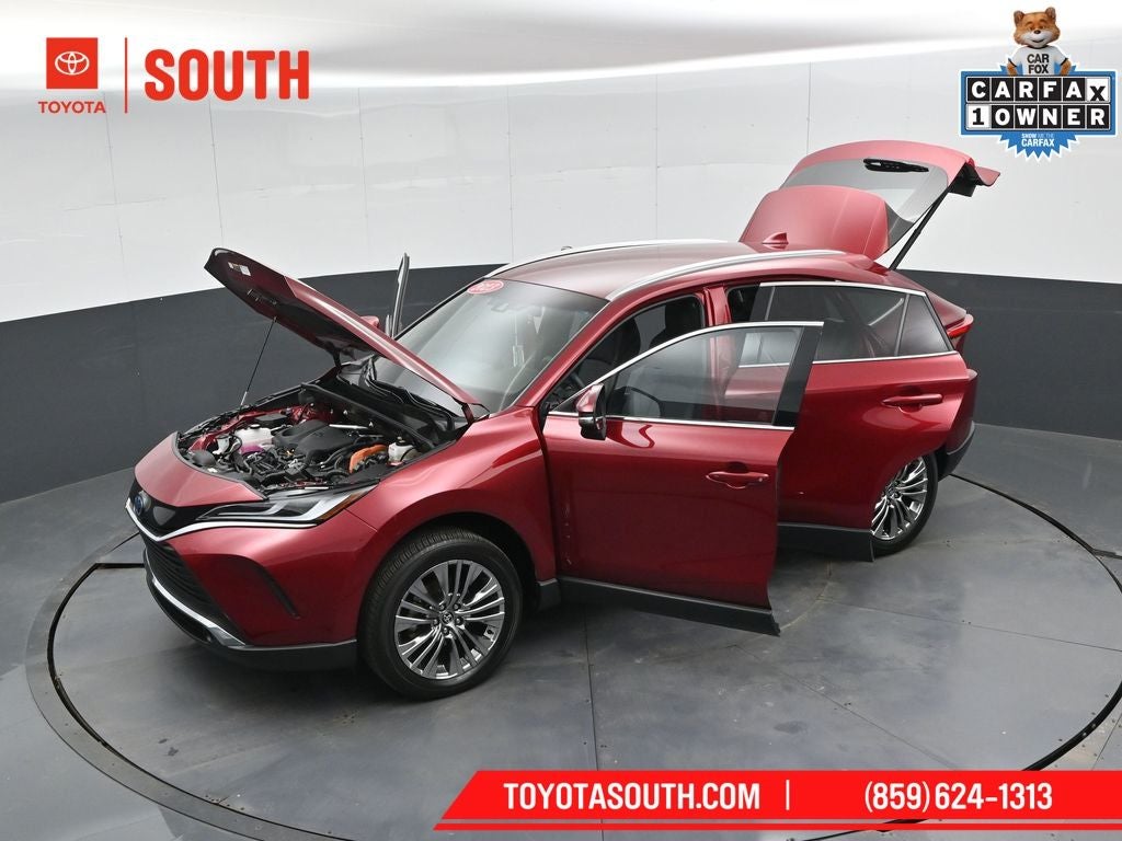 2023 Toyota Venza XLE