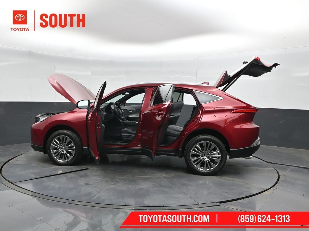 2023 Toyota Venza XLE