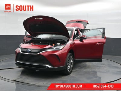2023 Toyota Venza XLE